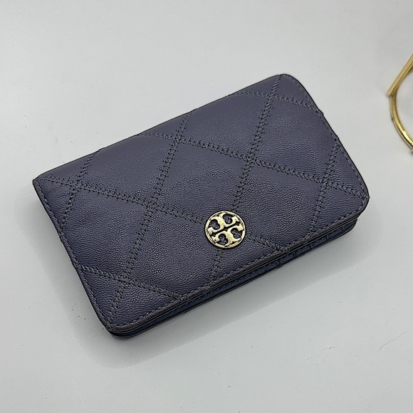 Tory Burch Handbags - Tory Burch Wallet